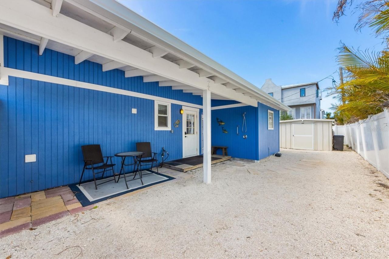 2408 Avenue B, Bradenton Beach, FL 34217 Photo