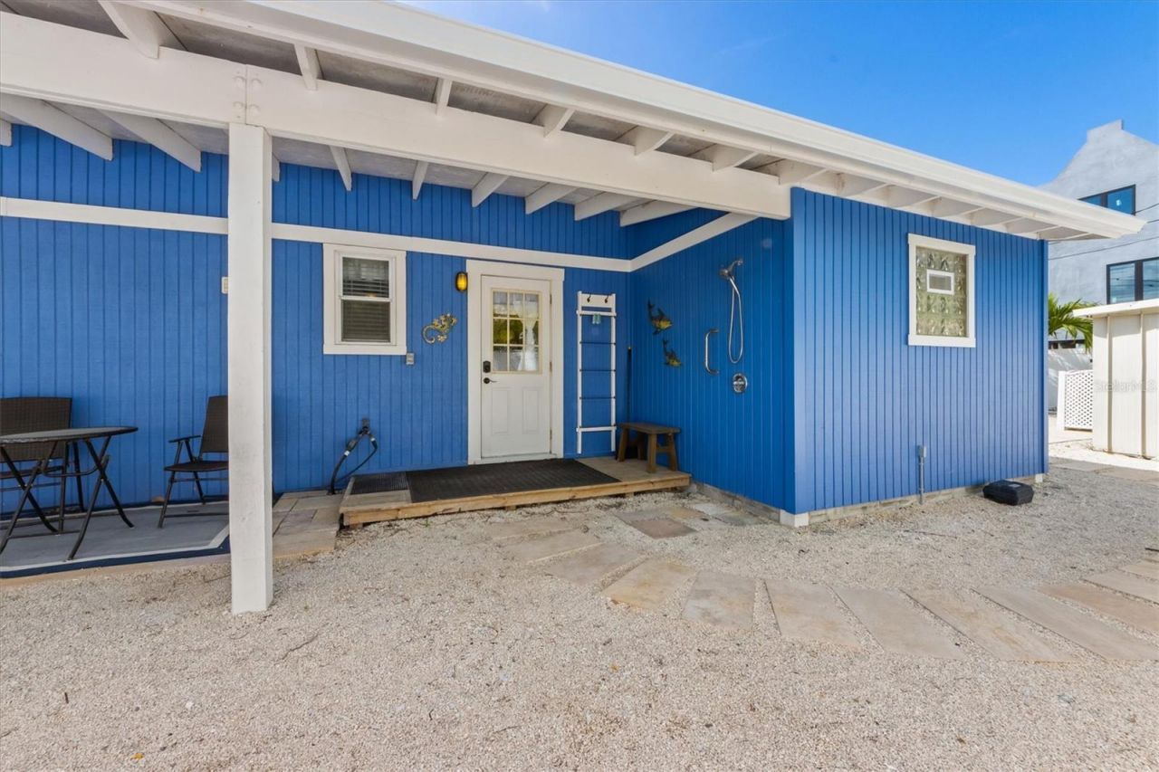 2408 Avenue B, Bradenton Beach, FL 34217 Photo