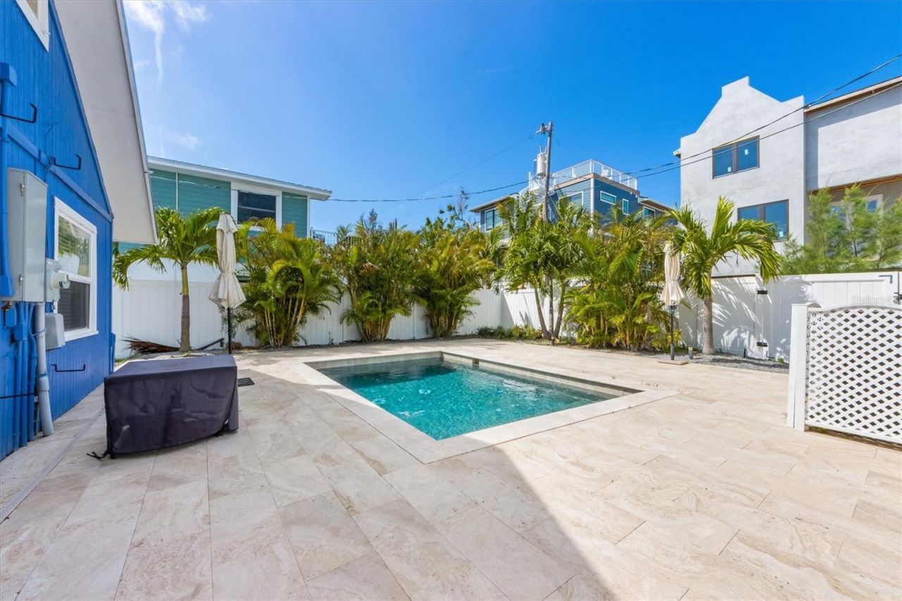 2408 Avenue B, Bradenton Beach, FL 34217 Photo