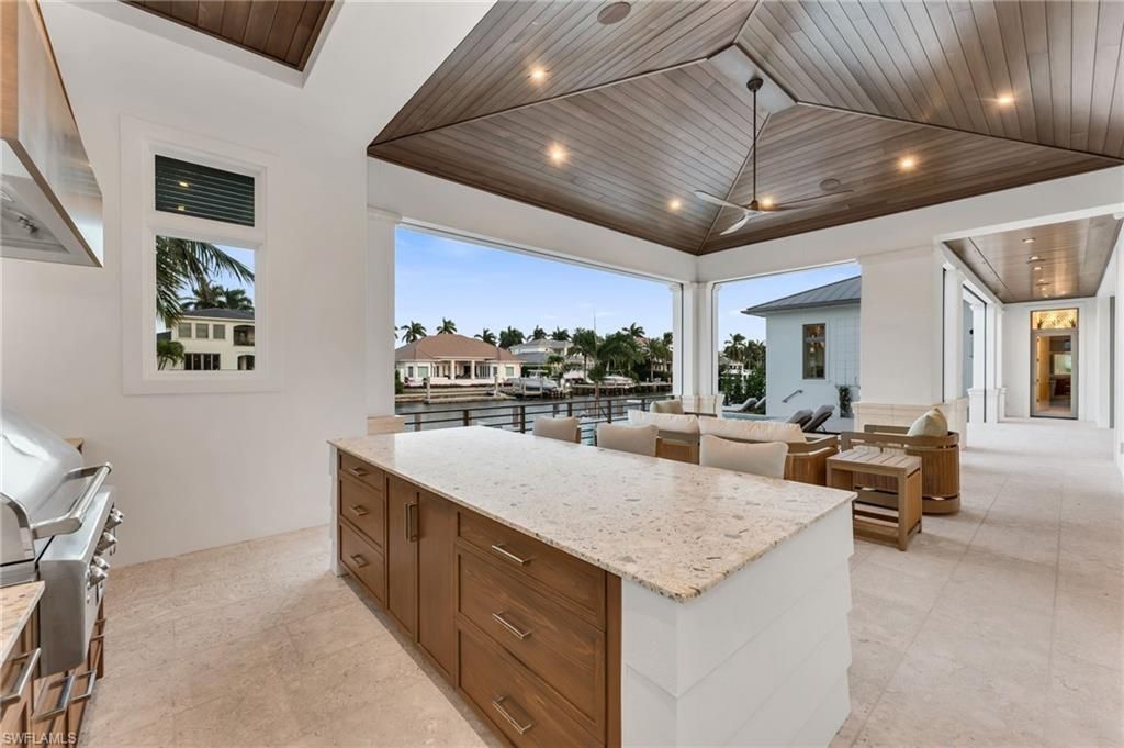 1935 5th St S, Naples, FL 34102 Photo