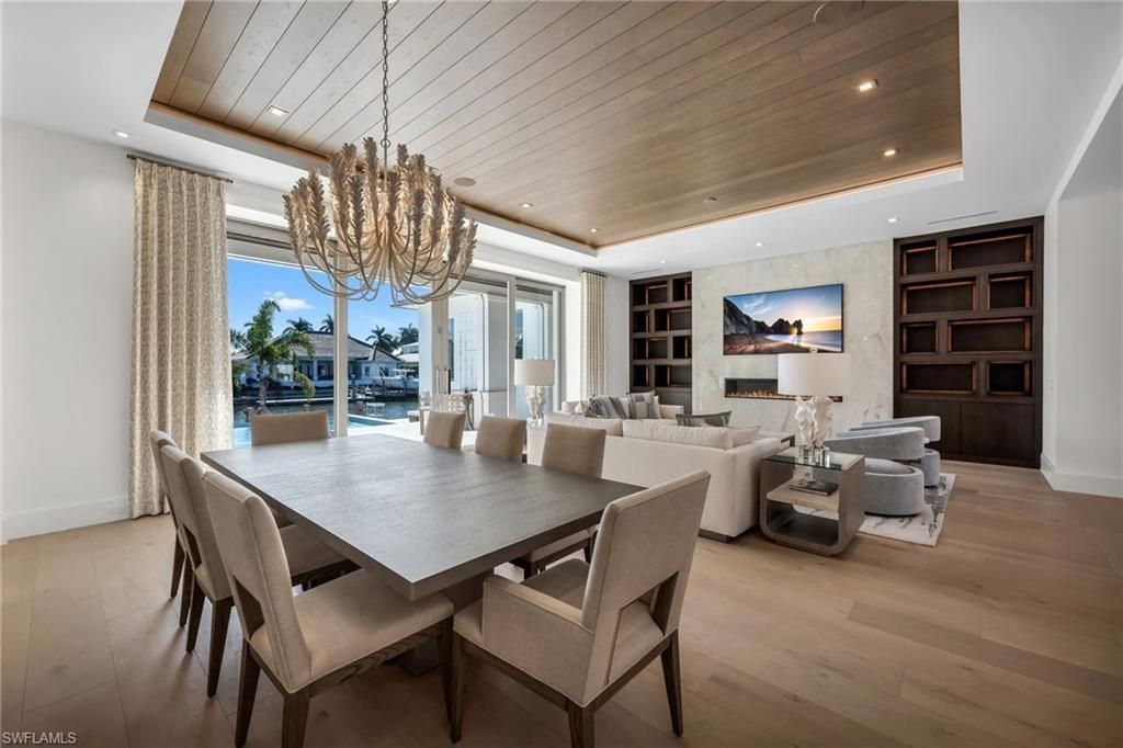 1935 5th St S, Naples, FL 34102 Photo