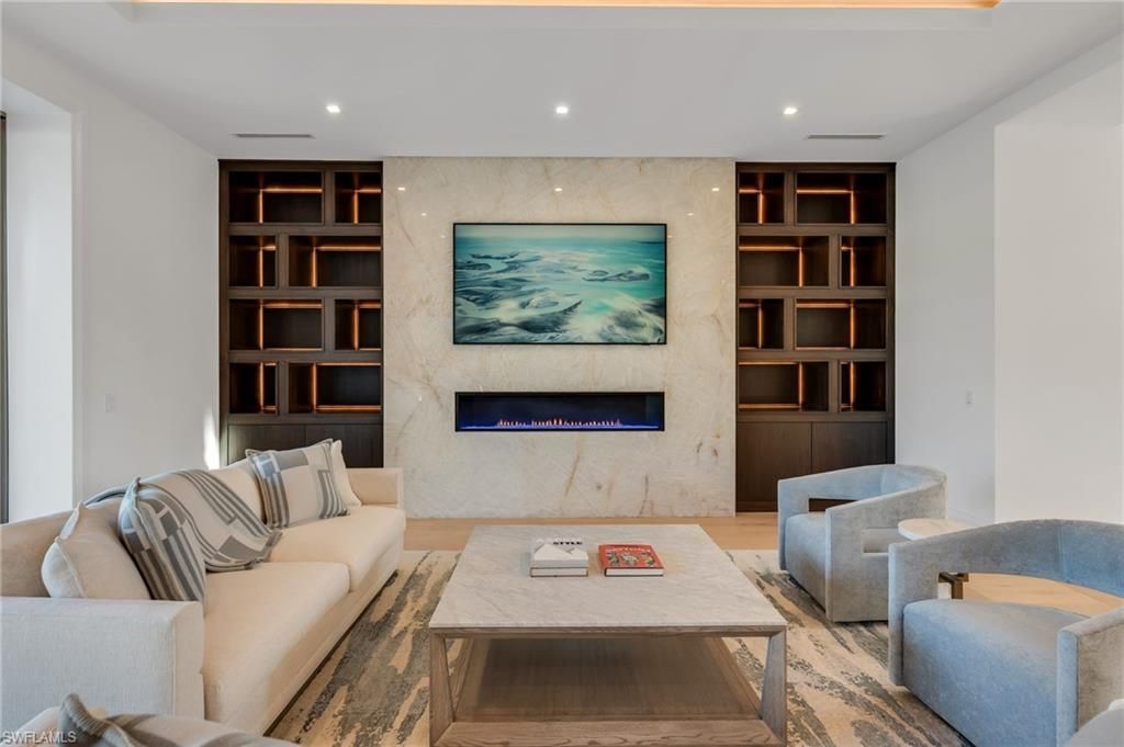 1935 5th St S, Naples, FL 34102 Photo