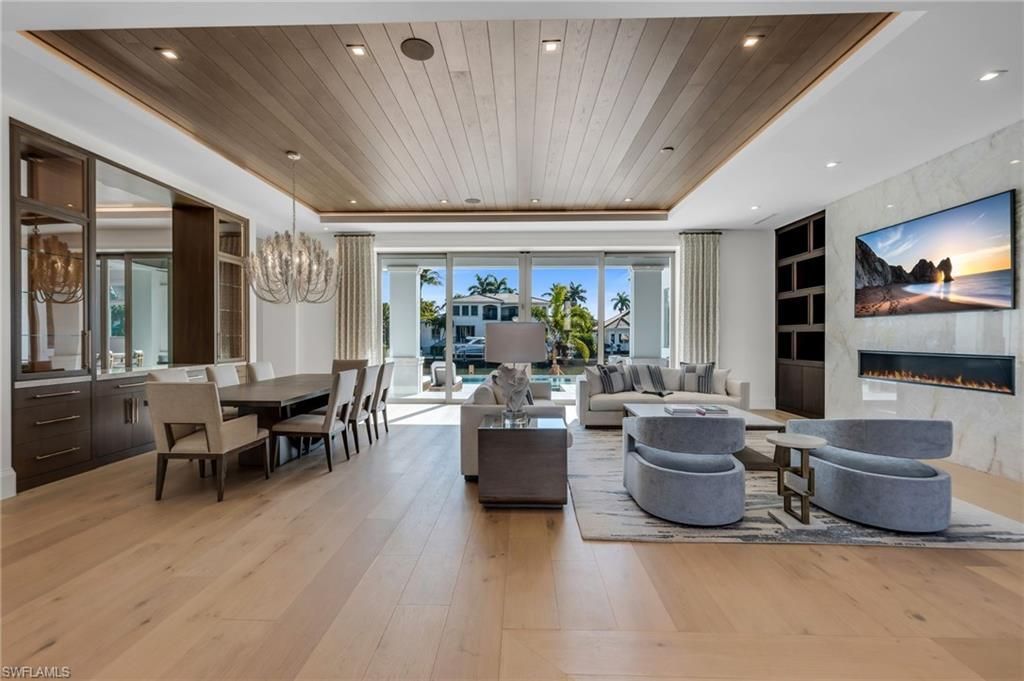 1935 5th St S, Naples, FL 34102 Photo