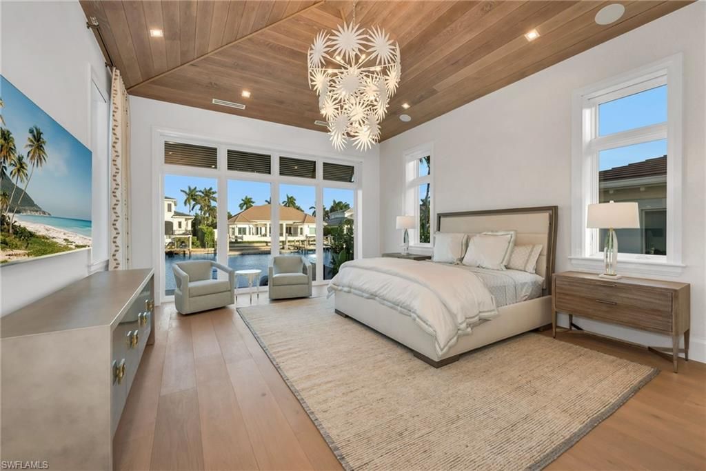 1935 5th St S, Naples, FL 34102 Photo