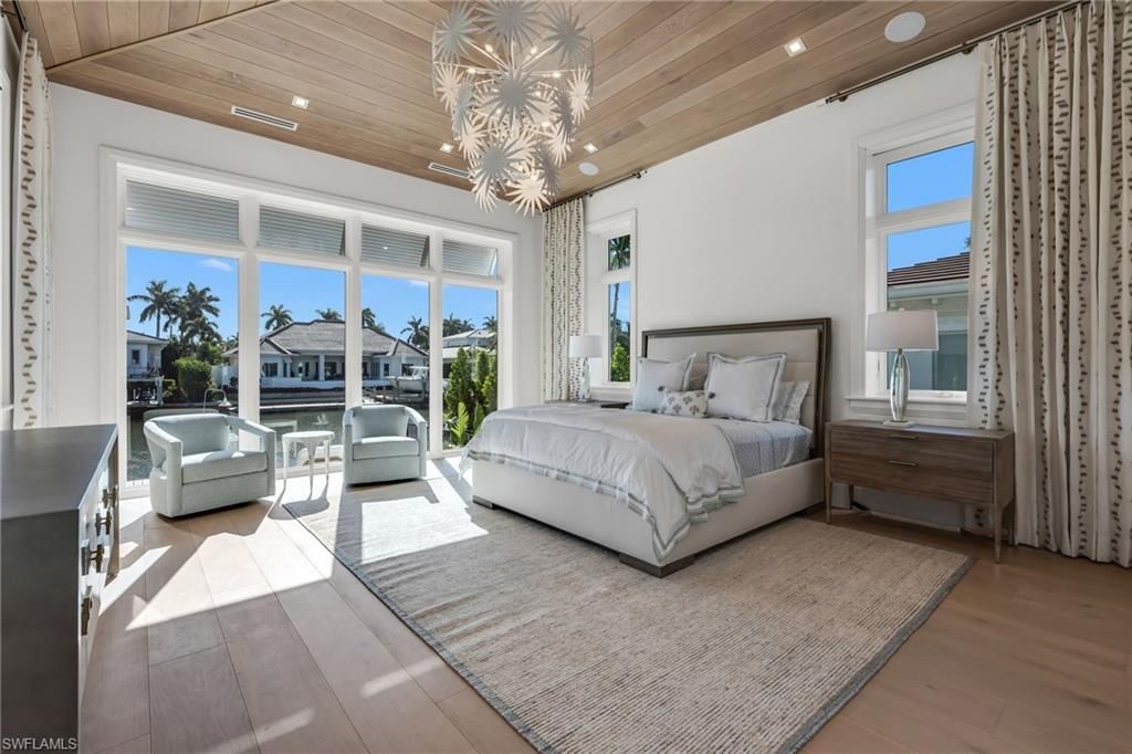 1935 5th St S, Naples, FL 34102 Photo