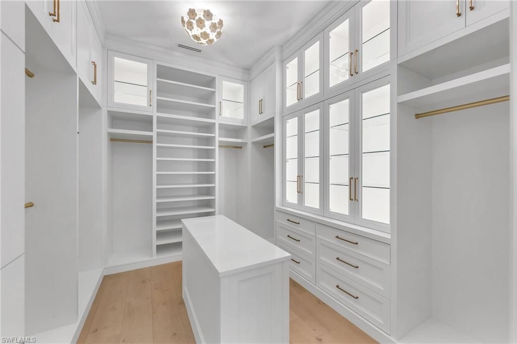 1935 5th St S, Naples, FL 34102 Photo