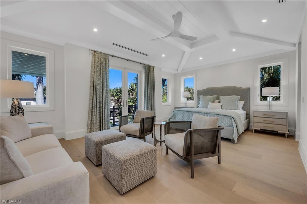 1935 5th St S, Naples, FL 34102 Photo