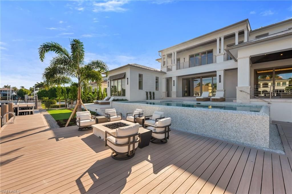 1935 5th St S, Naples, FL 34102 Photo