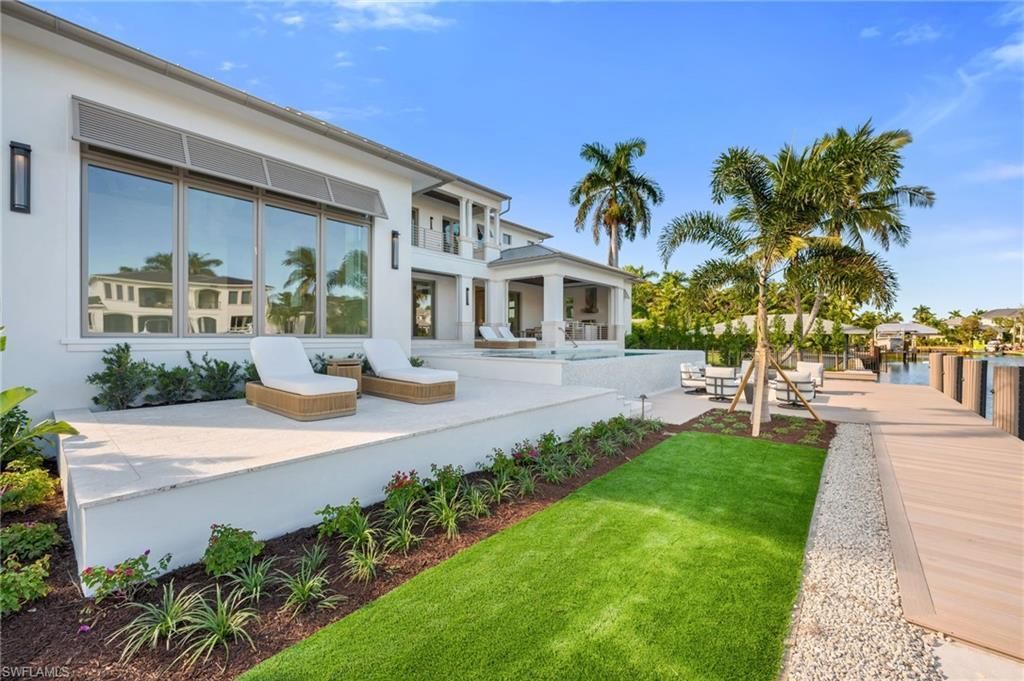 1935 5th St S, Naples, FL 34102 Photo