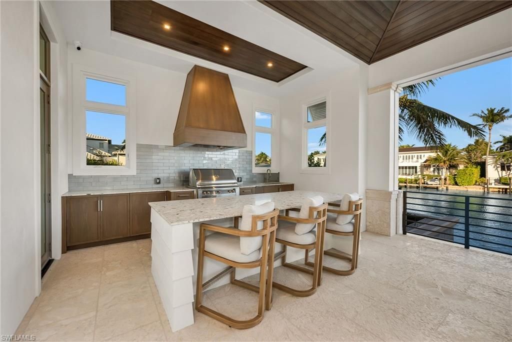 1935 5th St S, Naples, FL 34102 Photo