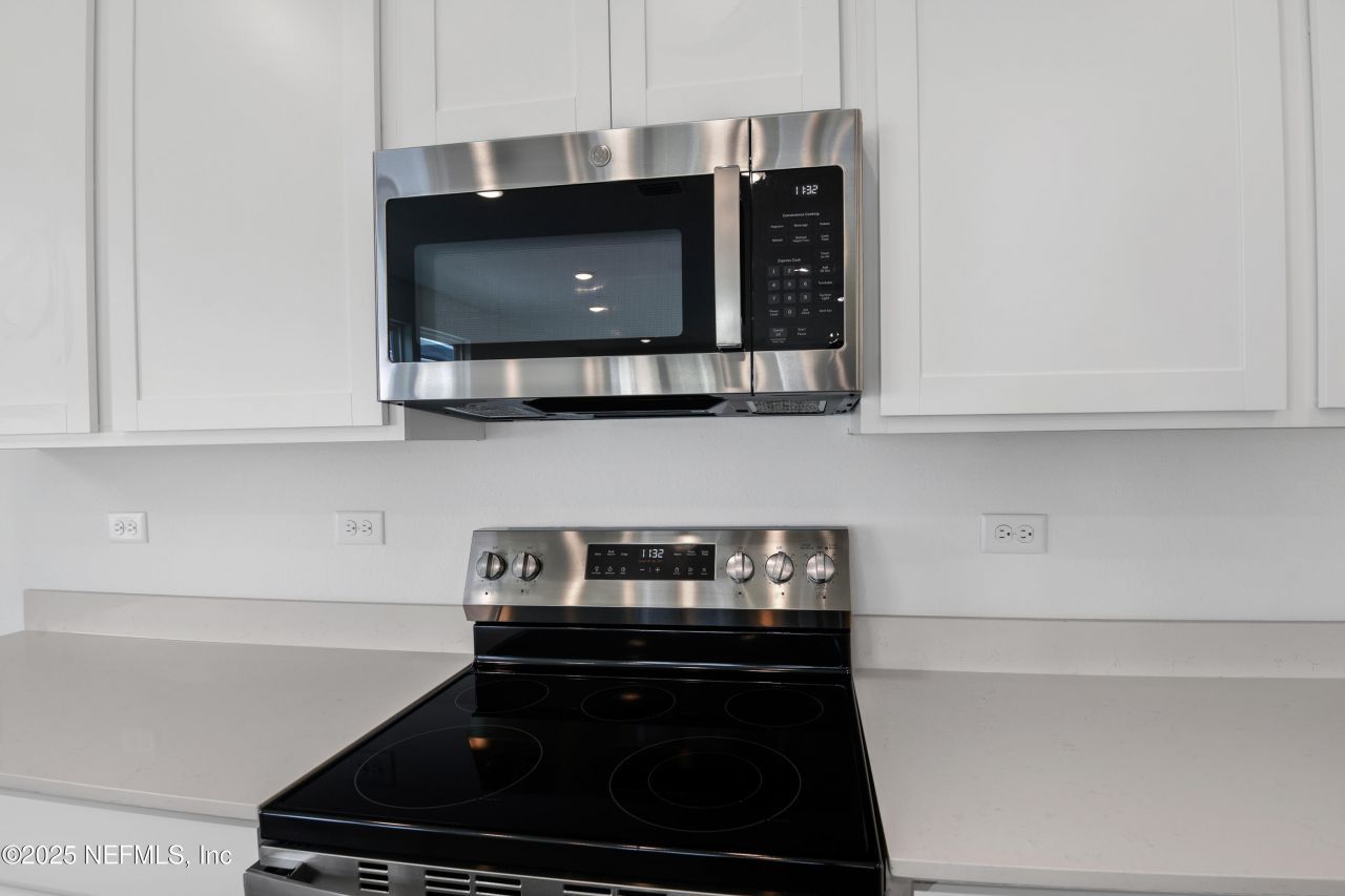 2574 Thaddeus Creek Lane, Jacksonville, FL 32254 Photo