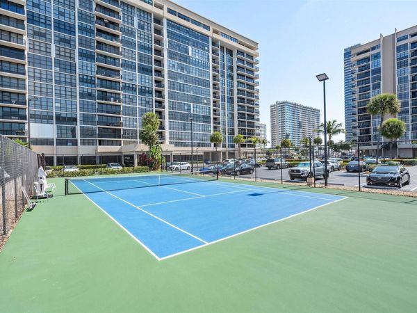 2017 S Ocean Dr, Unit 710, Hallandale Beach, FL 33009