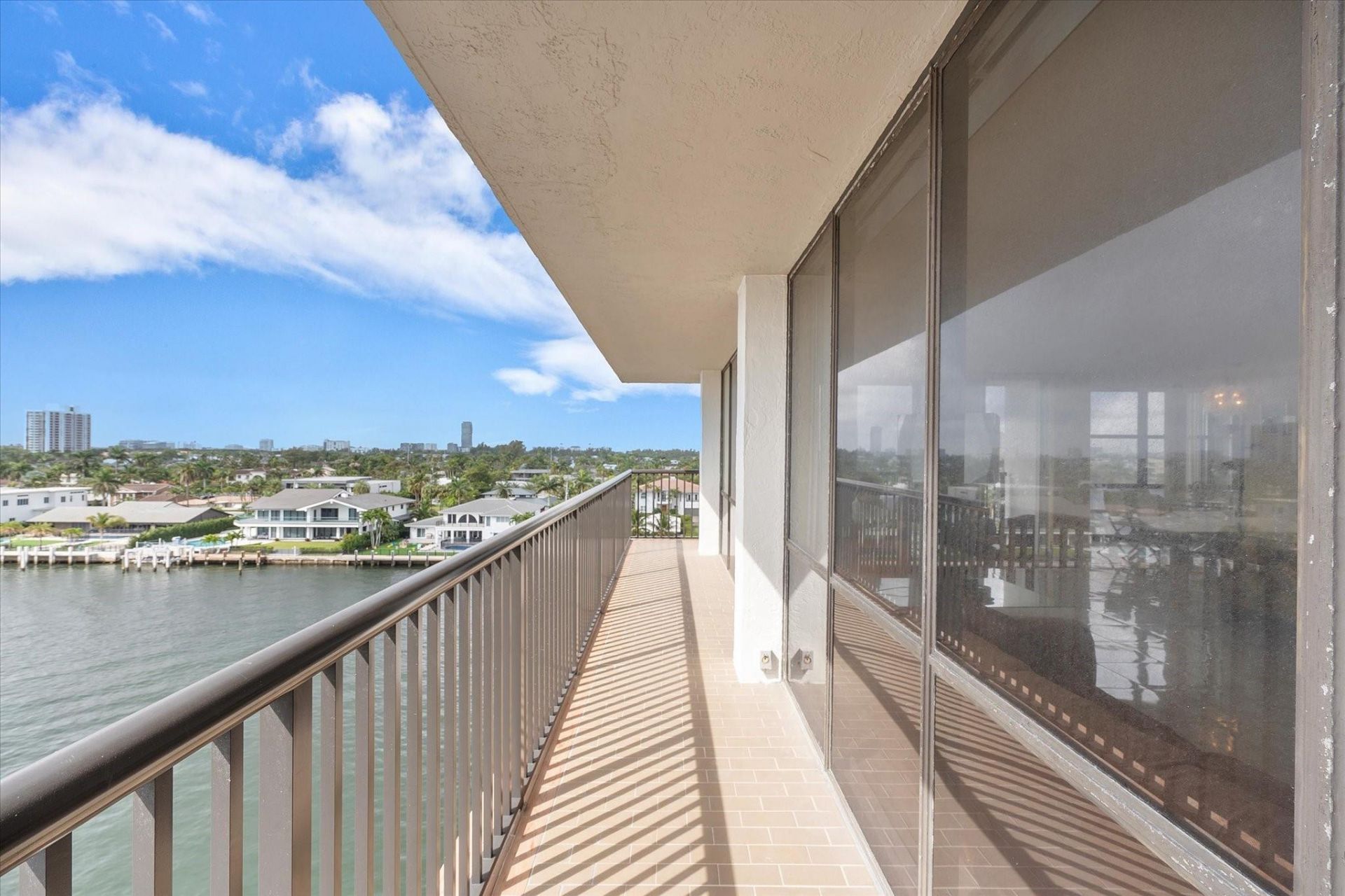 2017 S Ocean Drive, Unit 710, Hallandale Beach, FL 33009 Photo