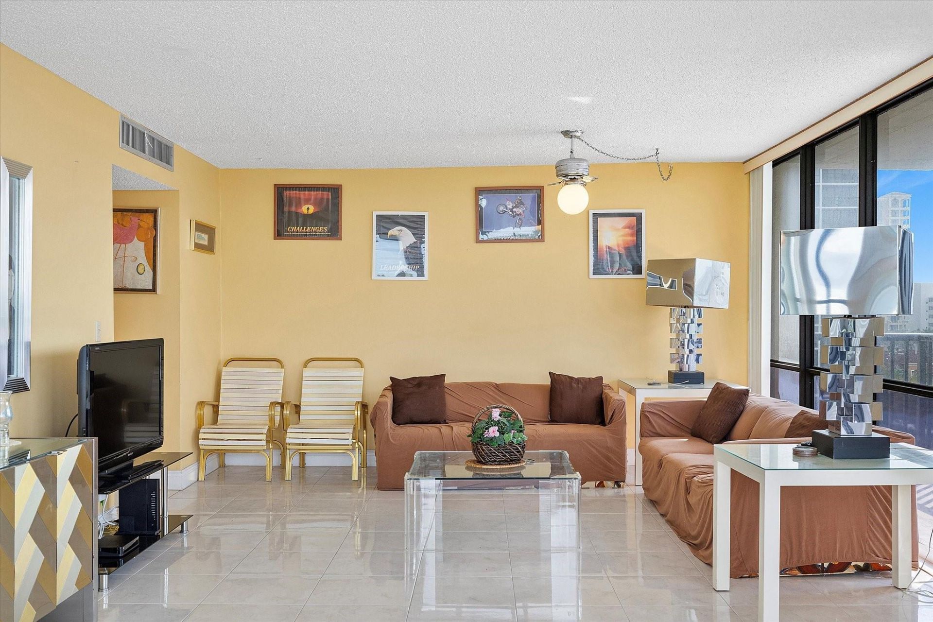 2017 S Ocean Drive, Unit 710, Hallandale Beach, FL 33009 Photo