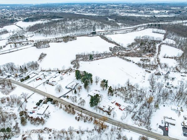 L31.121 Fonda Road, Waterford, NY 12188