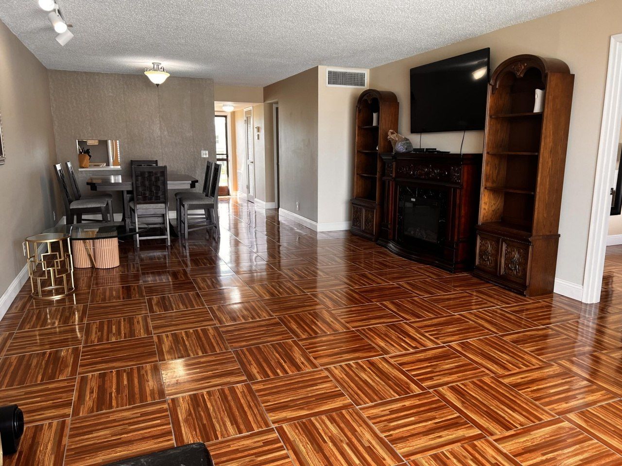 4070 Tivoli Court, Unit 202, Lake Worth, FL 33467 Photo