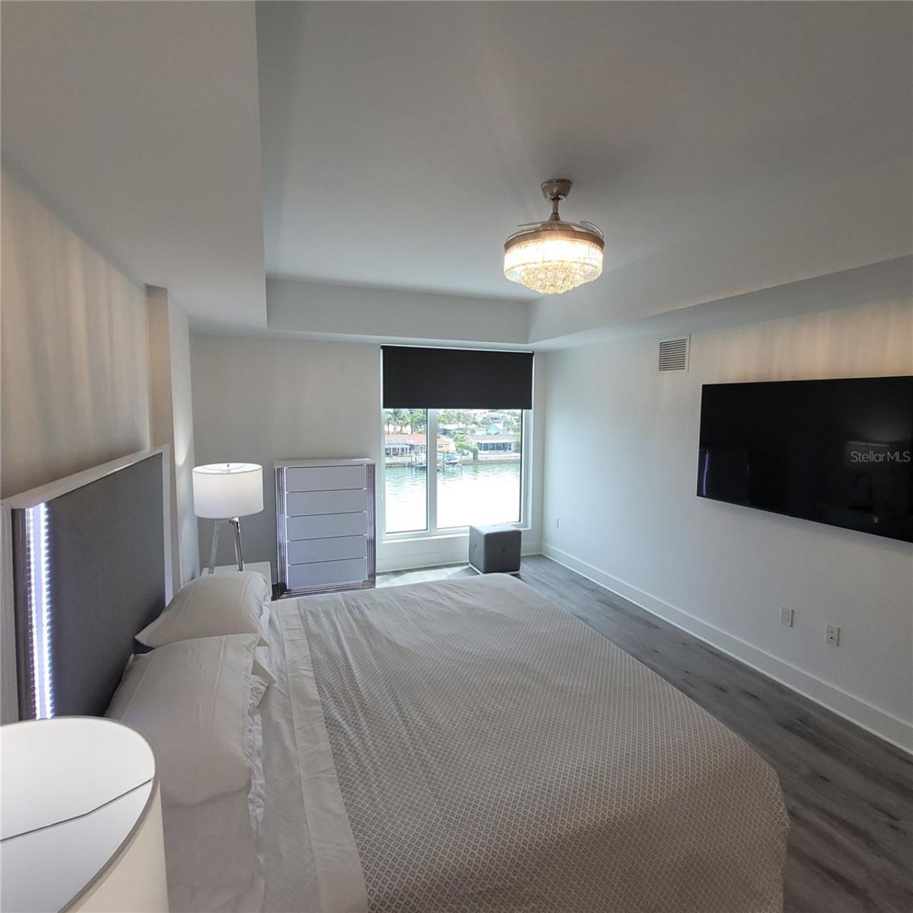 415 Island Way, Unit 407, Clearwater Beach, FL 33767 Photo