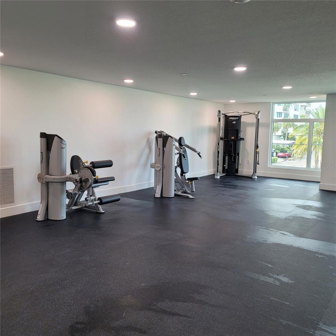 415 Island Way, Unit 407, Clearwater Beach, FL 33767 Photo