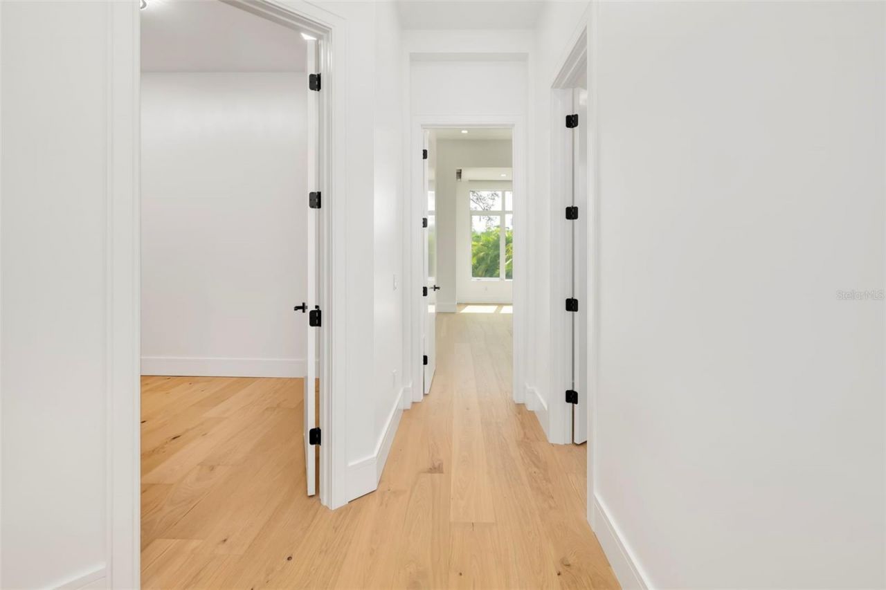 4431 Camino Real, Sarasota, FL 34231 Photo