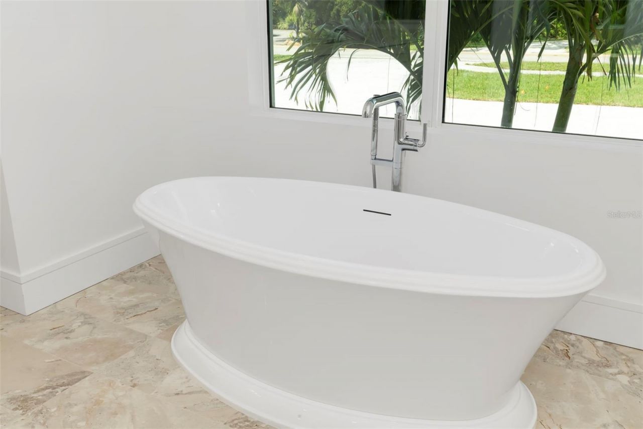 4431 Camino Real, Sarasota, FL 34231 Photo