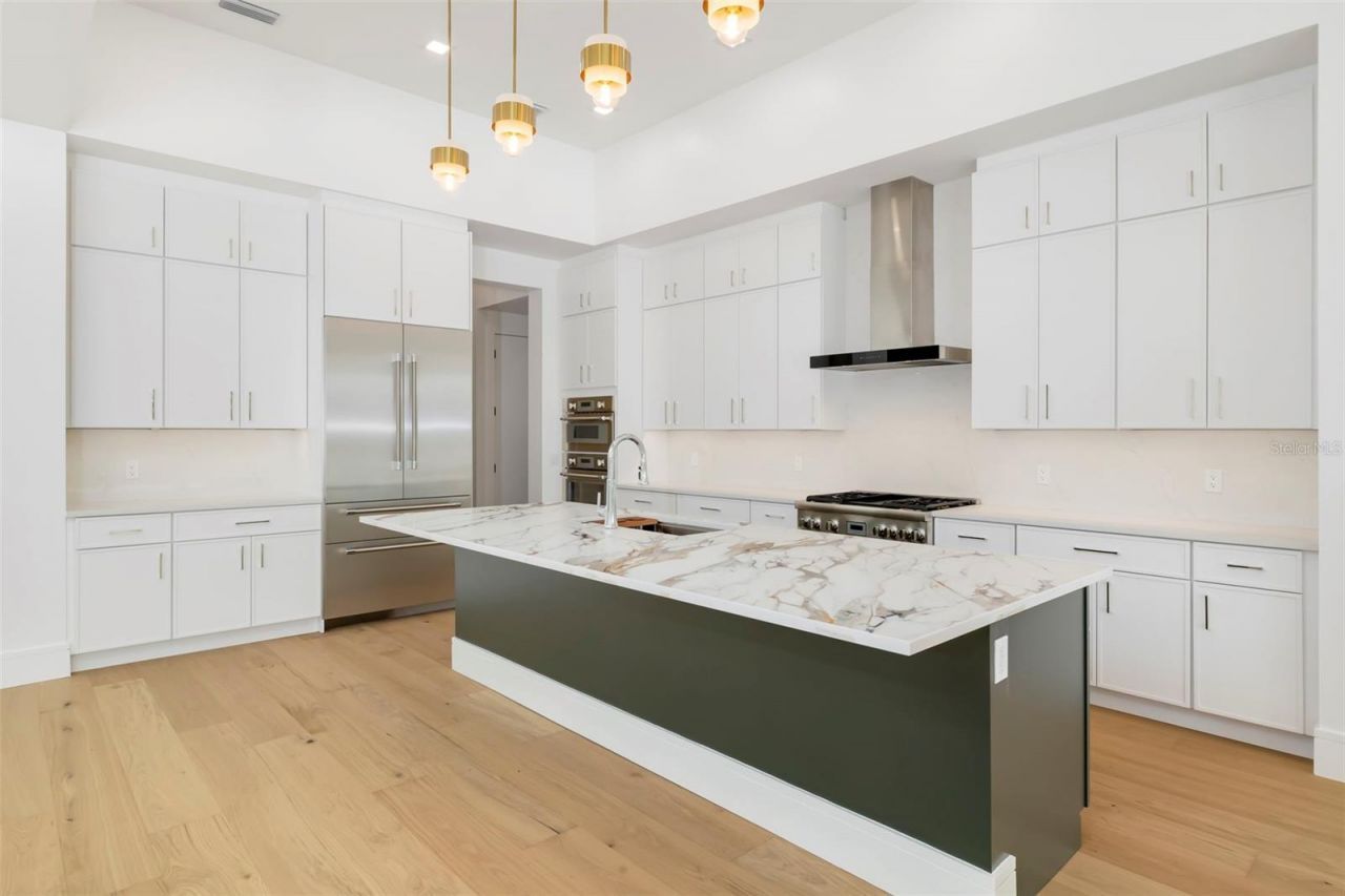 4431 Camino Real, Sarasota, FL 34231 Photo