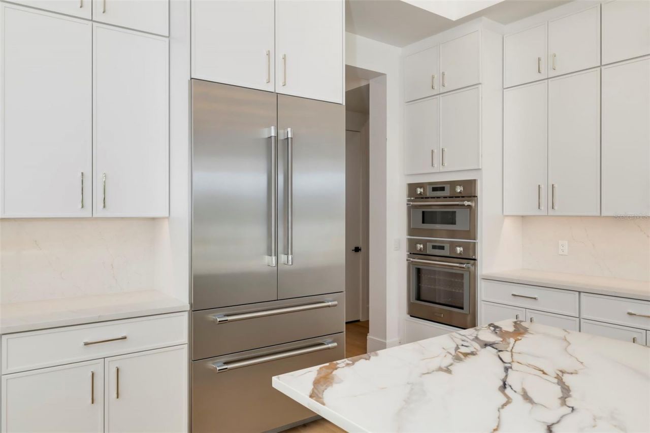 4431 Camino Real, Sarasota, FL 34231 Photo