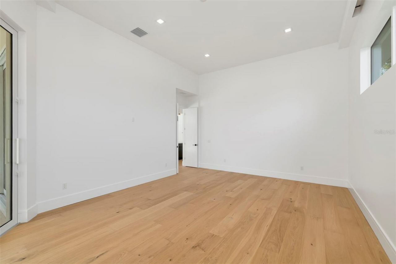 4431 Camino Real, Sarasota, FL 34231 Photo