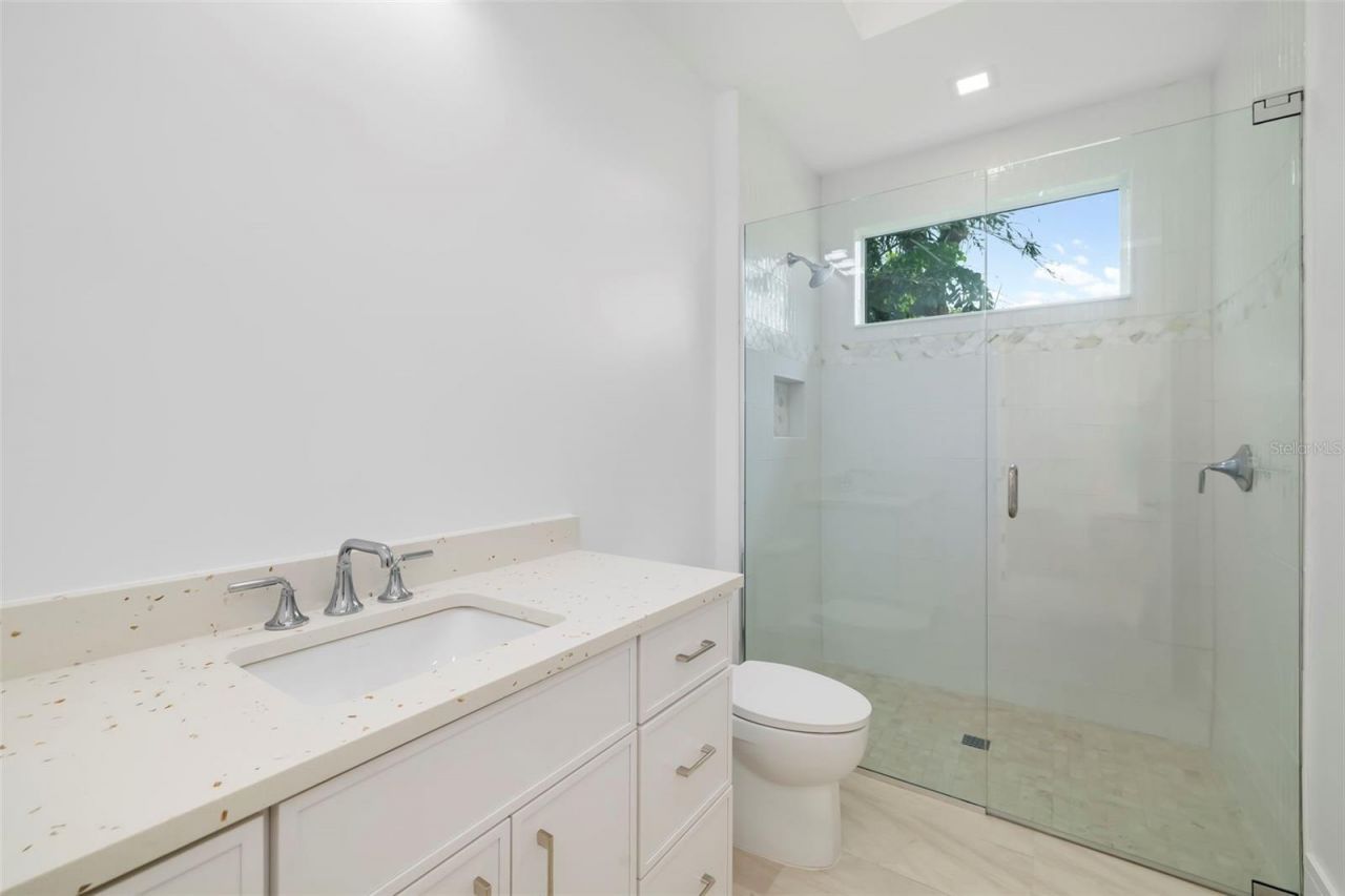 4431 Camino Real, Sarasota, FL 34231 Photo