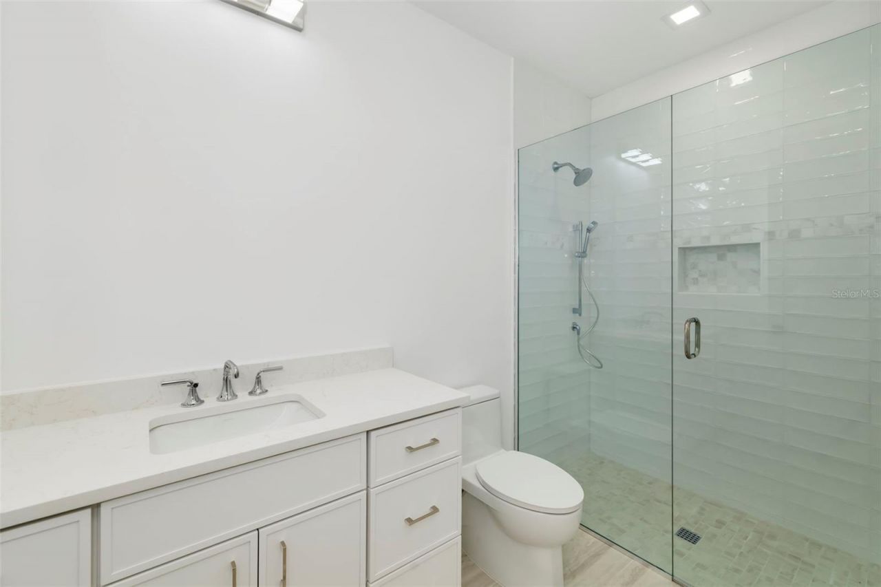 4431 Camino Real, Sarasota, FL 34231 Photo