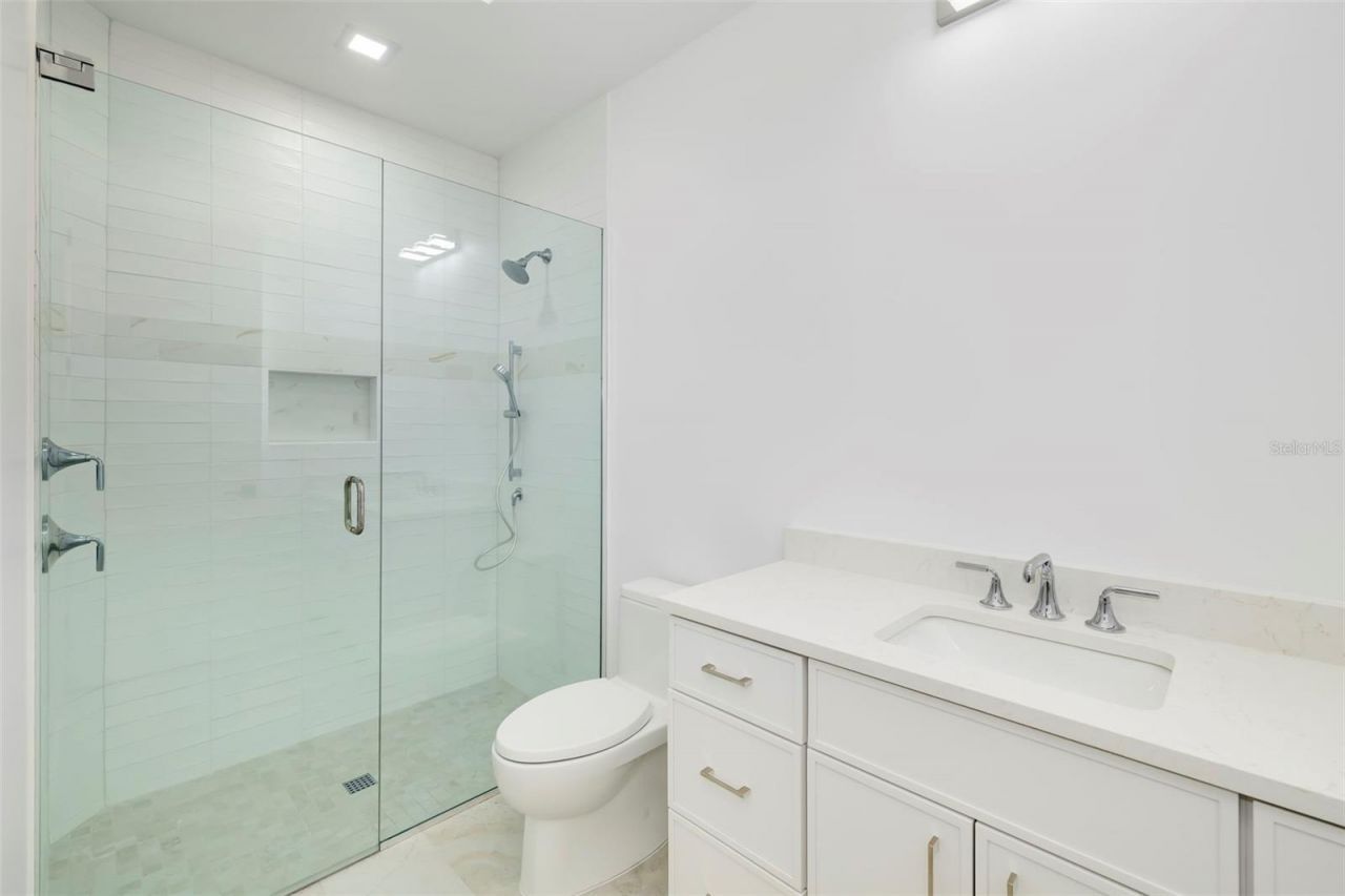 4431 Camino Real, Sarasota, FL 34231 Photo