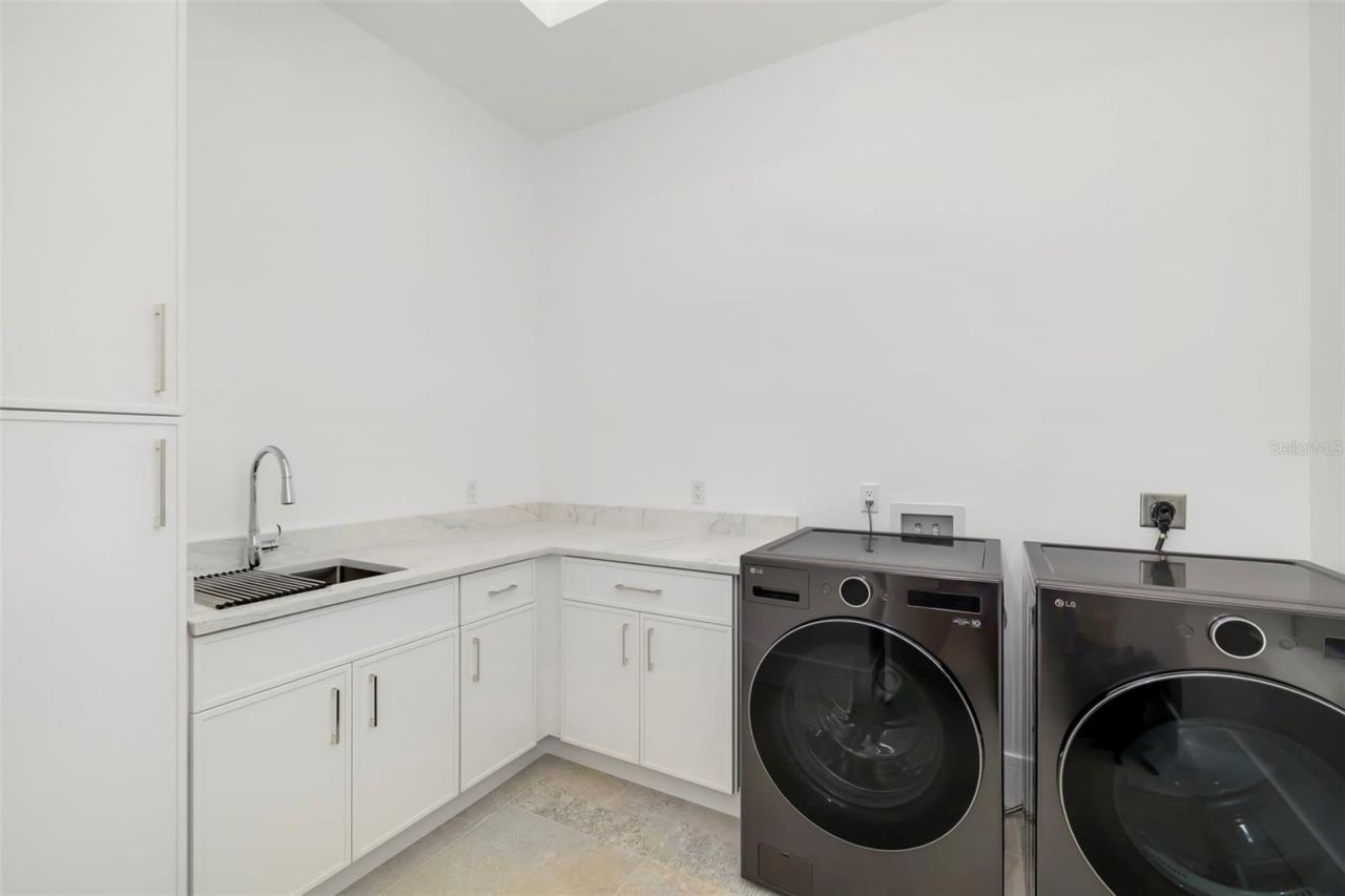 4431 Camino Real, Sarasota, FL 34231 Photo