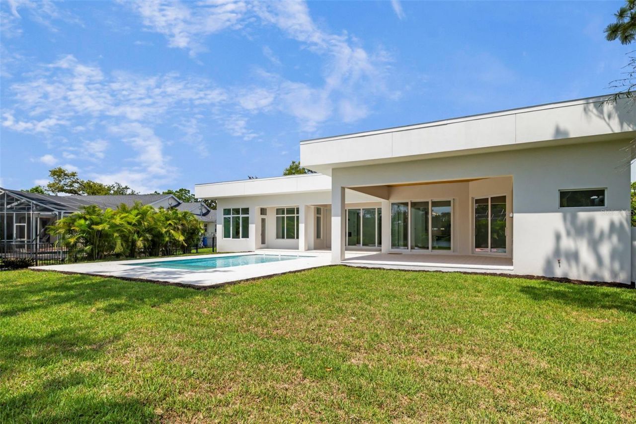 4431 Camino Real, Sarasota, FL 34231 Photo