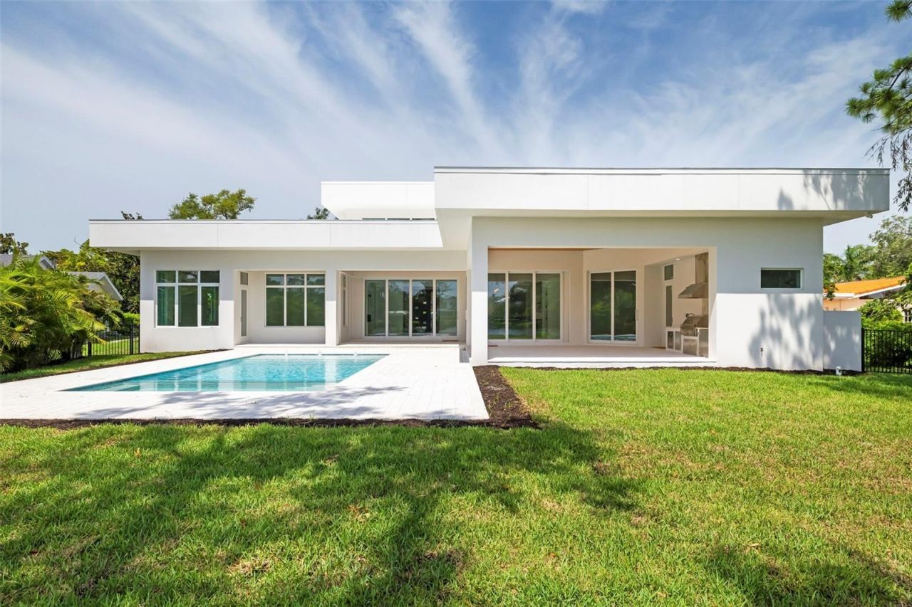 4431 Camino Real, Sarasota, FL 34231 Photo