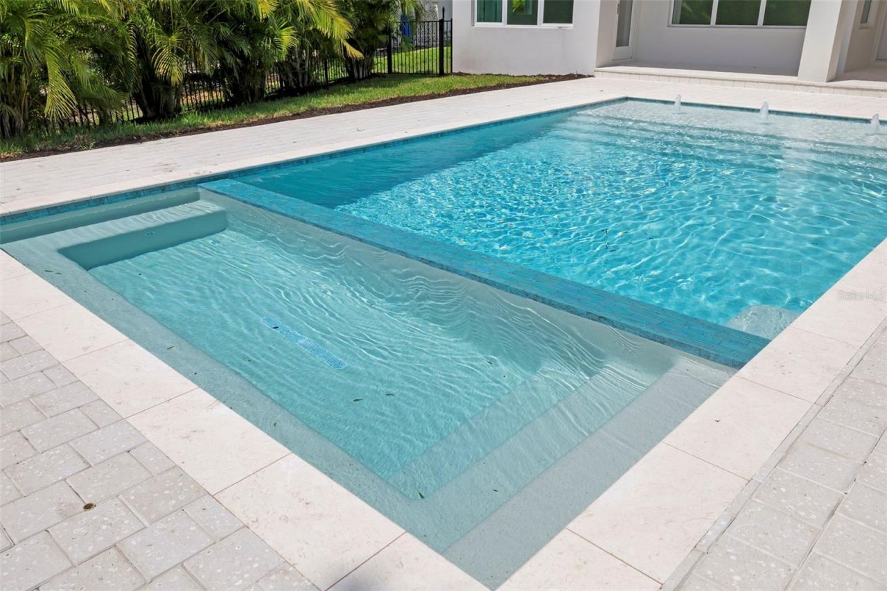 4431 Camino Real, Sarasota, FL 34231 Photo