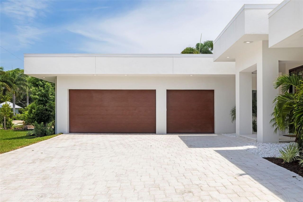 4431 Camino Real, Sarasota, FL 34231 Photo
