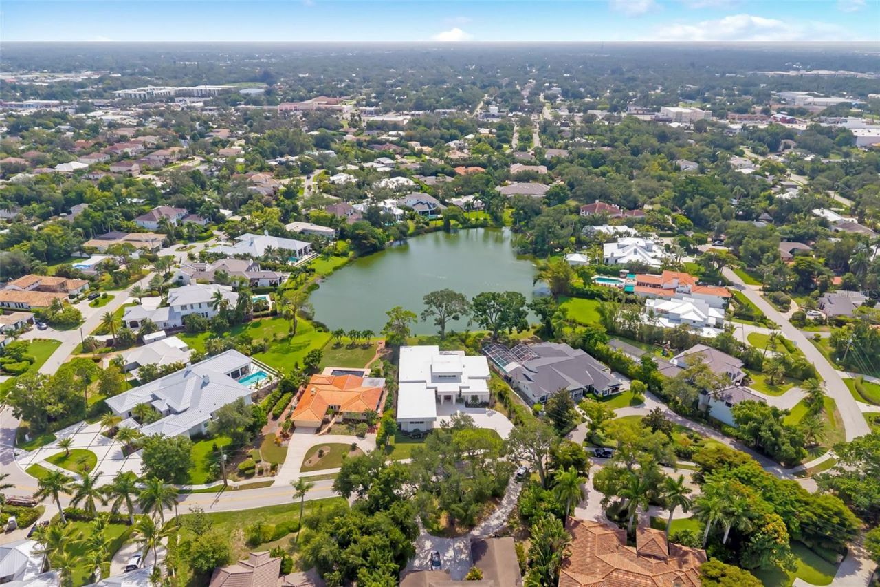 4431 Camino Real, Sarasota, FL 34231 Photo