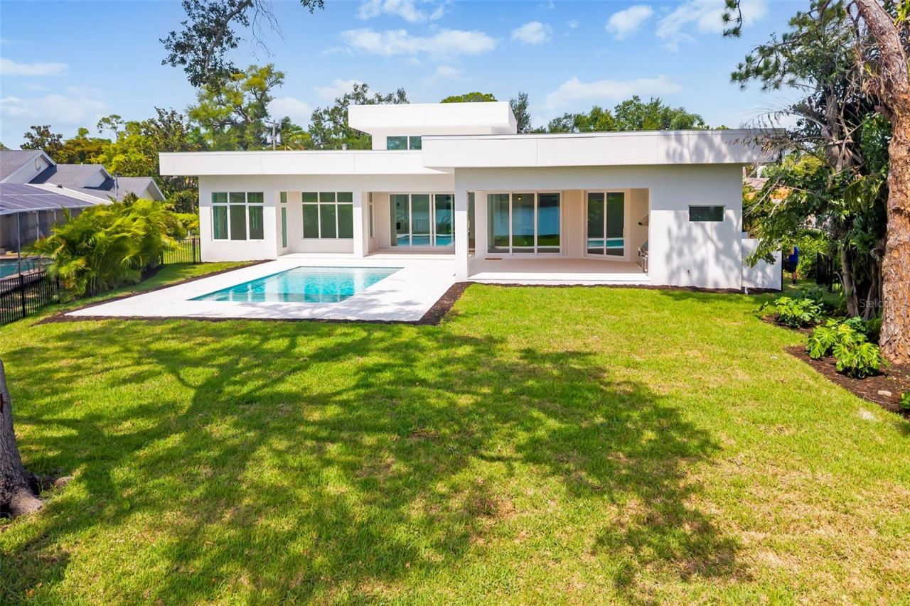 4431 Camino Real, Sarasota, FL 34231 Photo