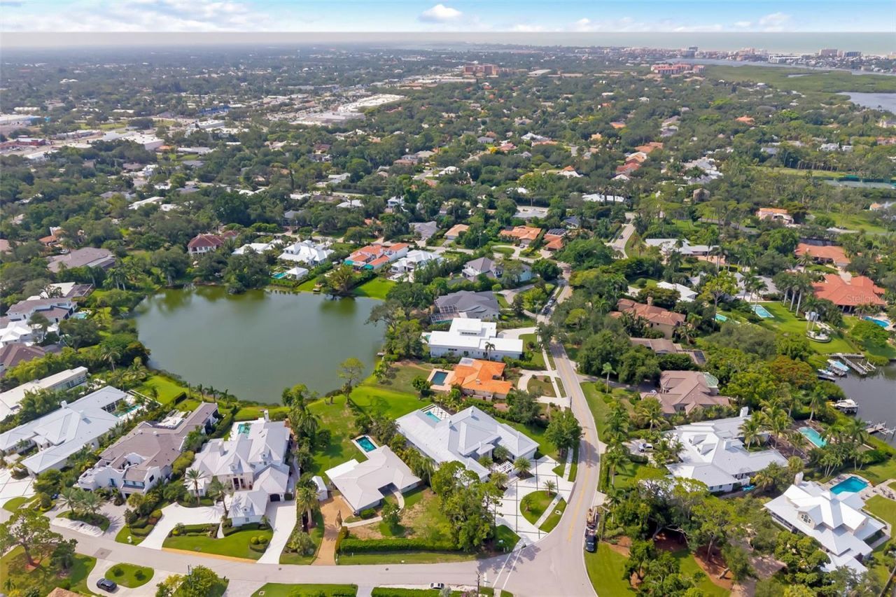 4431 Camino Real, Sarasota, FL 34231 Photo