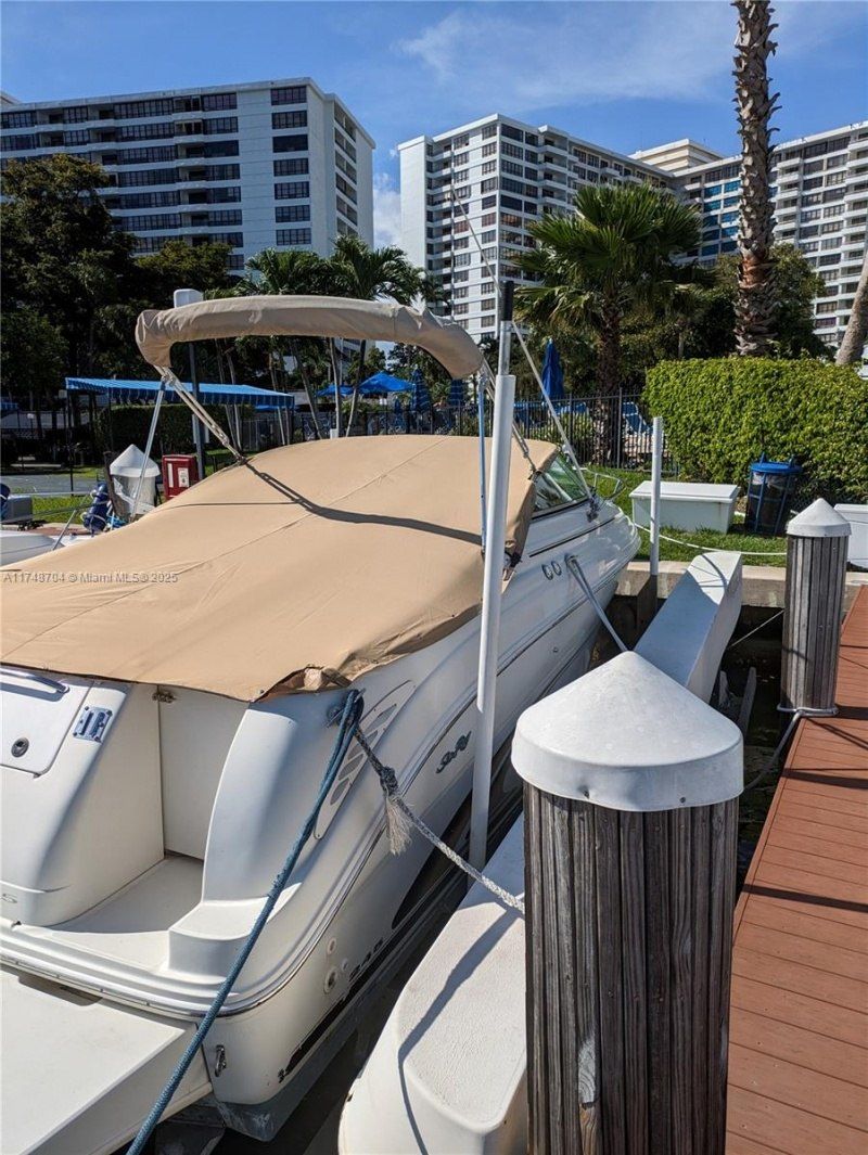 Please Call For Address, Unit 516, Hallandale Beach, FL 33009 Photo