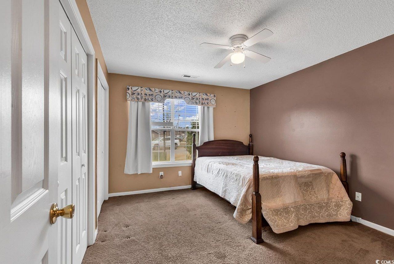 9514 Leeds Circle Photo 10