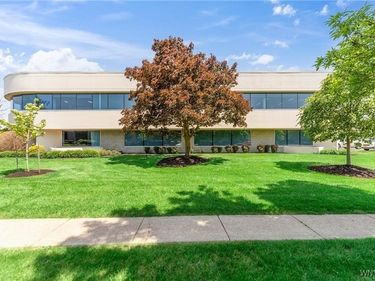 150 Essjay Road, Williamsville, NY 14221