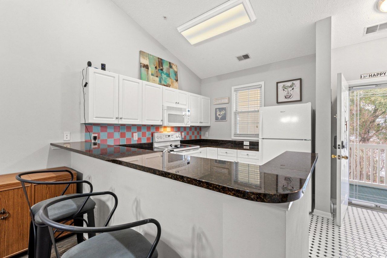 601 Hillside Dr. Photo 11