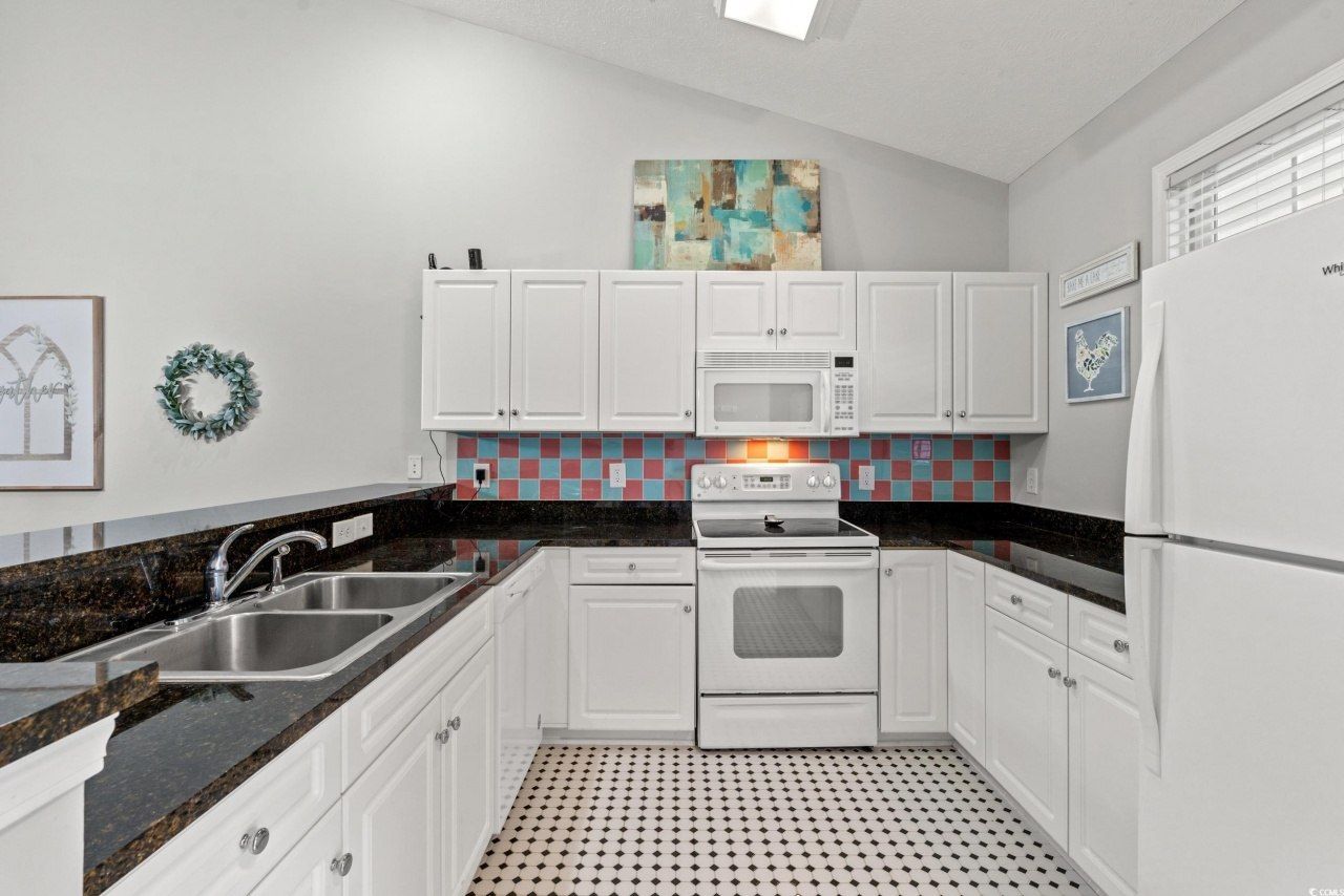 601 Hillside Dr. Photo 12