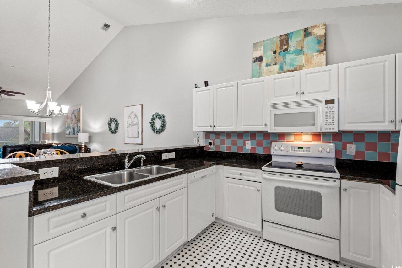 601 Hillside Dr. Photo 14