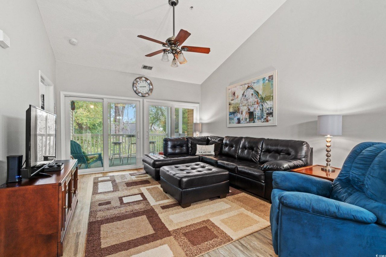 601 Hillside Dr. Photo 4