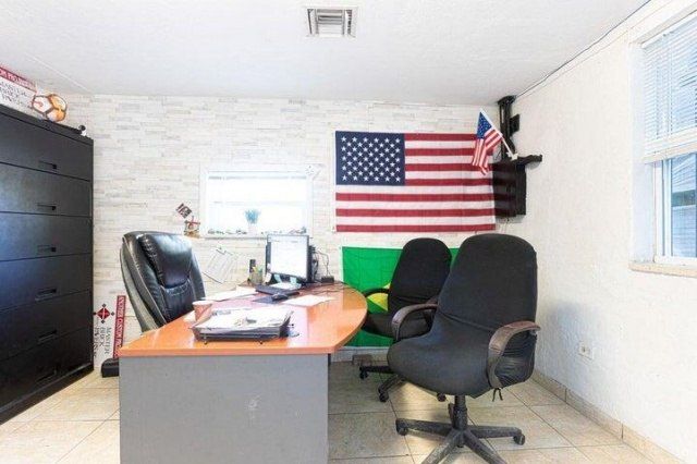 3109 2nd Avenue N, Palm Springs, FL 33461 Photo