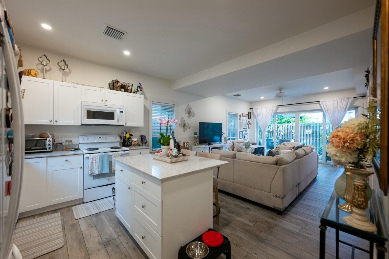 1028-1030 Truman Avenue, Key West, FL 33040 Photo