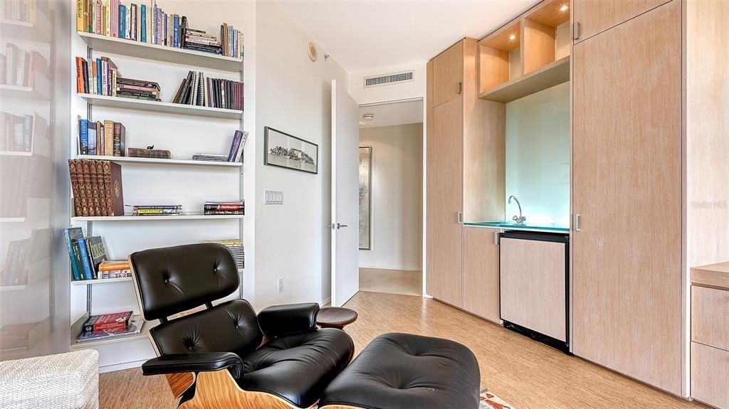 35 Watergate Drive, Unit 1101, Sarasota, FL 34236 Photo