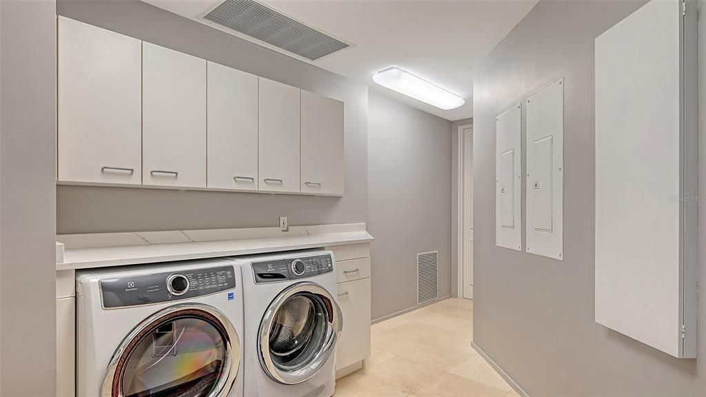 35 Watergate Drive, Unit 1101, Sarasota, FL 34236 Photo