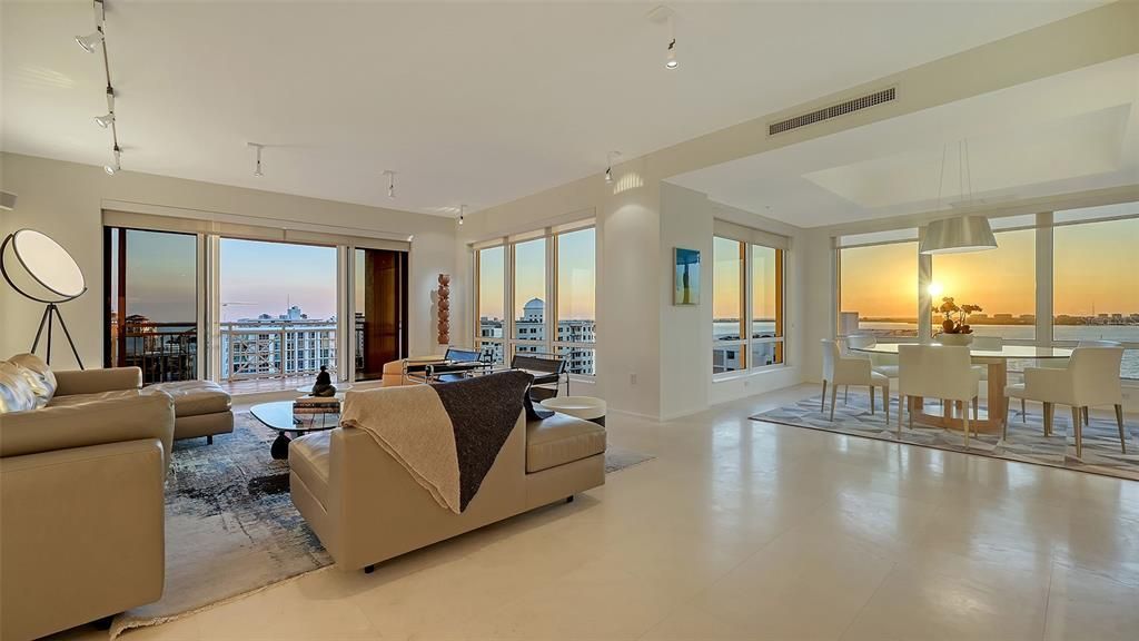 35 Watergate Drive, Unit 1101, Sarasota, FL 34236 Photo